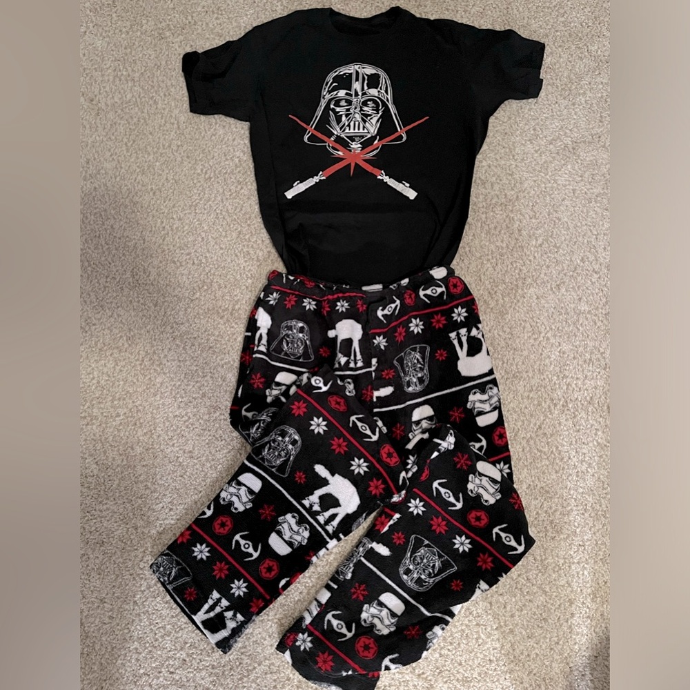 Star Wars Tee and Fleece Loungewear